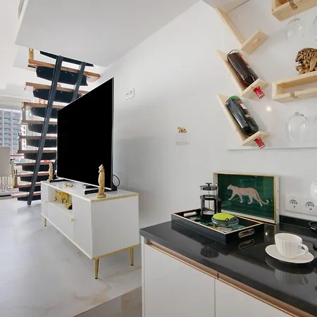 Jungle Flat With Pool T2 Montechoro * 阿尔布费拉